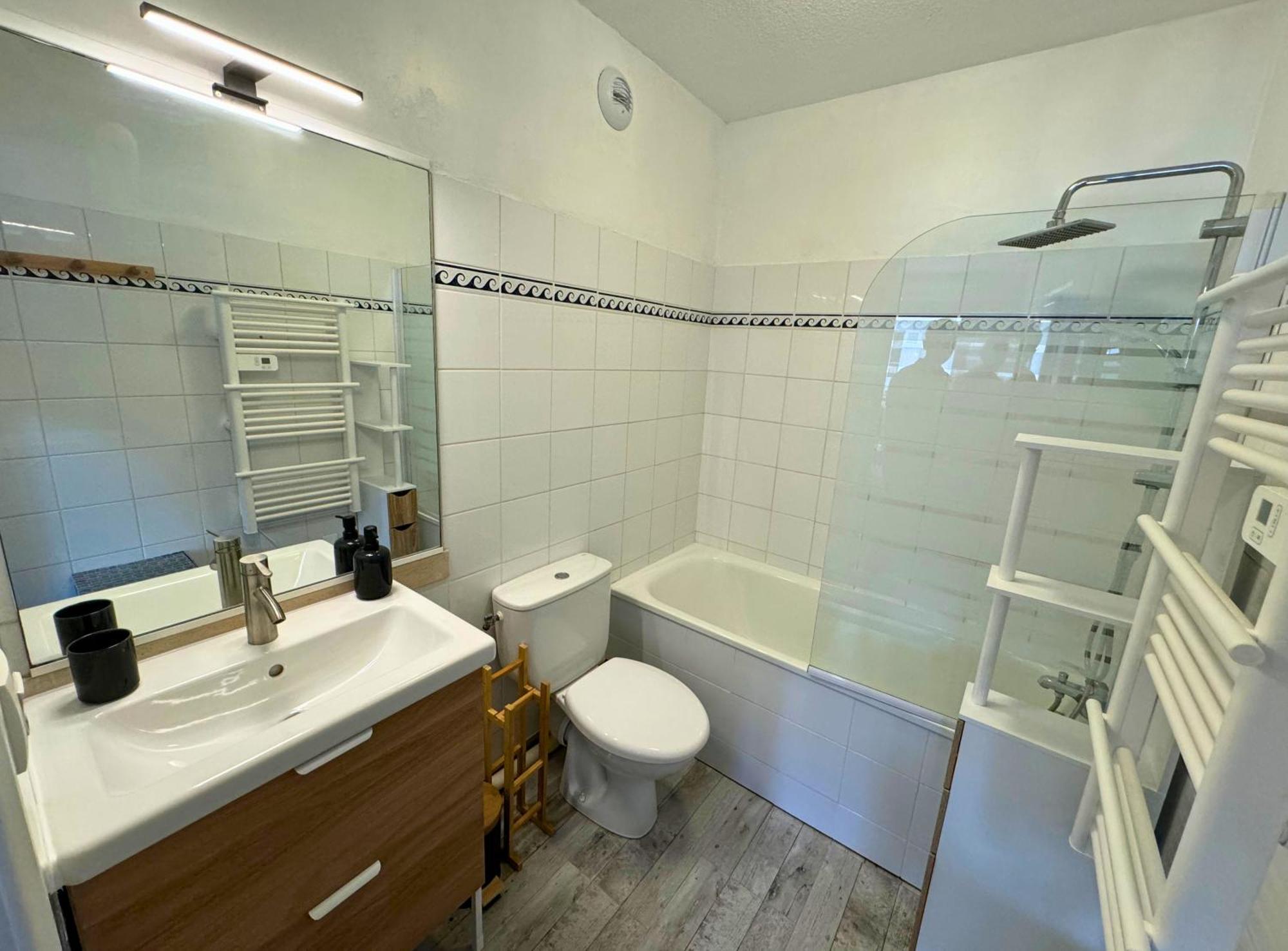 Apartment Petit Charme - Balcon - Parking - Fibre *